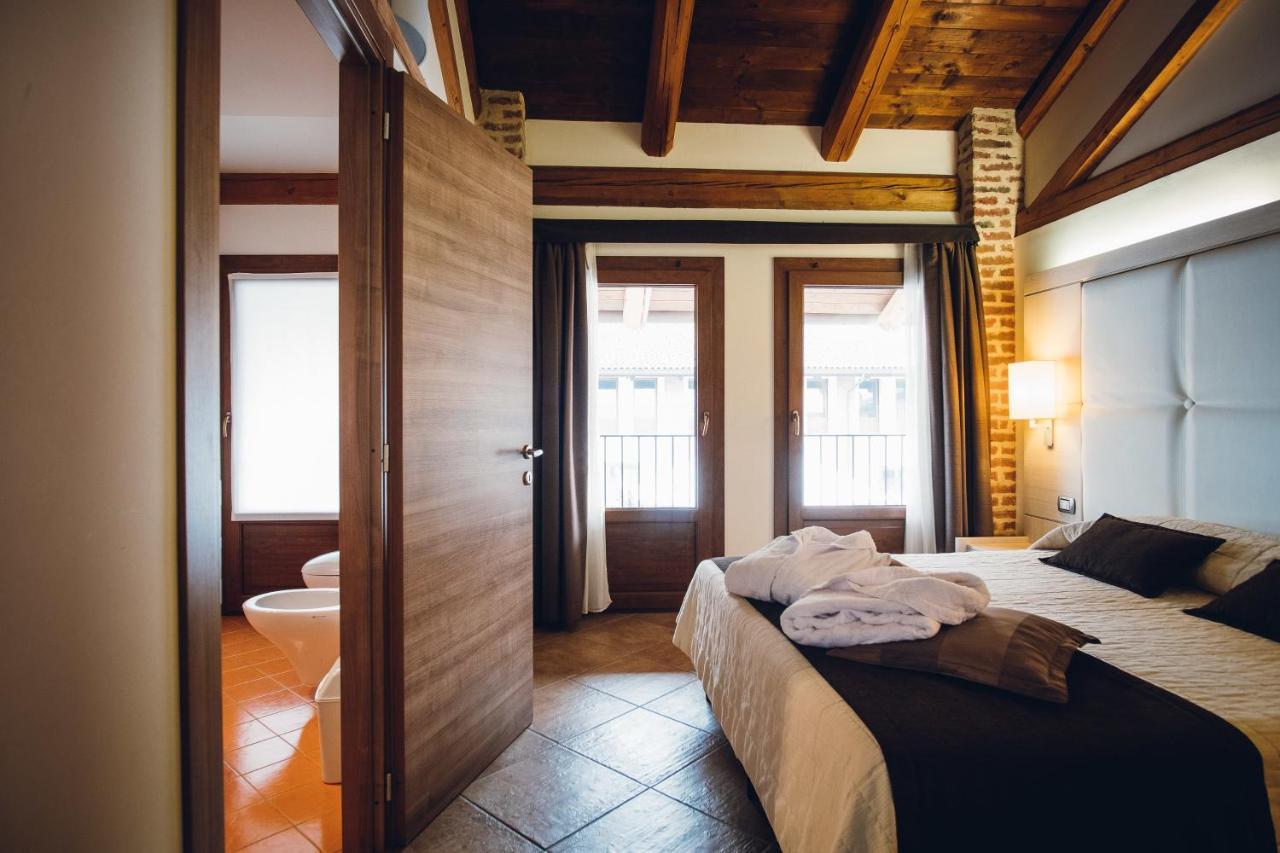 Hotel Ultimo Borgo Settimo Torinese Buitenkant foto